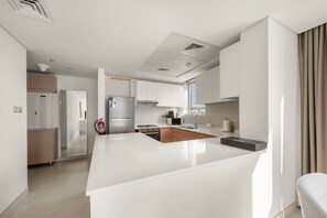3 bedrooms, Internet - Silkhaus 2BR Maid Room in Reem Island Radiant (Abu Dhabi)