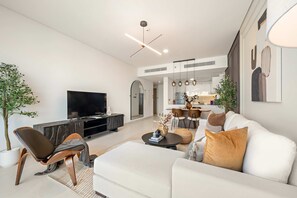 House, Accessible | 1 bedroom, Internet - Silkhaus 1bdr Executive Stay in Radiant Heights (Abu Dhabi)
