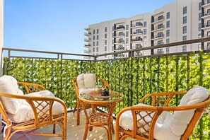 Internet - Silkhaus Chic Studio Yas Island Near Sea World (Abu Dhabi)