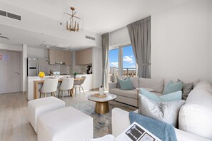 House, Accessible - Silkhaus Lavish 3BR Maid Yas Island (Abu Dhabi)