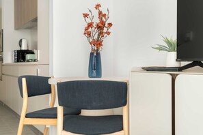 House, Accessible - Silkhaus Chic Studio Sobha Hartland Kensington (Dubai)