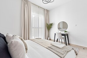 House - Silkhaus Luxury Canal View 1bdr Yas Island (Abu Dhabi)