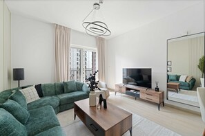 House, Accessible - Silkhaus Modern 1bdr Canal Access Yas Island (Abu Dhabi)