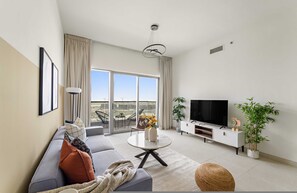 3 bedrooms, Internet - Silkhaus Premium 2bdr Maid Room Al Reem Island (Abu Dhabi)