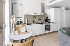 House - Silkhaus New Studio Liberty House Metro Difc (Dubai)