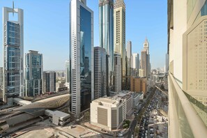 House, Accessible - Silkhaus Studio Premium Work Set Gamer s Dream (Dubai)