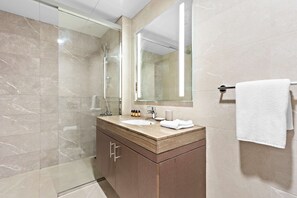 Apartment, Accessible - Silkhaus Spacious 1BR Najmat Reem Island (Abu Dhabi)