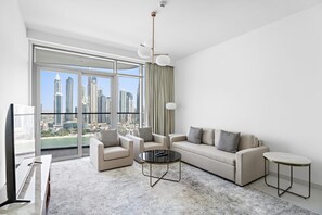 Apartment - Silkhaus Elite 2bdr Marina Vista Sea View (Dubai)