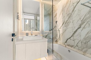 House, Accessible | 1 bedroom, Internet - Silkhaus Luxury 1BR Marina Star Dubai Marina (Dubai)