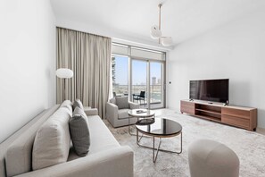 House, Accessible - Silkhaus Chic Seaview 1bdr Marina Vista Tower (Dubai)