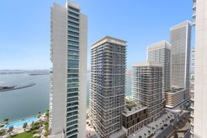 House, Accessible - Silkhaus 1bdr w Private Tower Beach Marina Vista (Dubai)
