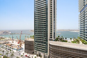 House - Silkhaus 1 BDR Sea View Retreat Private Beach (Dubai)