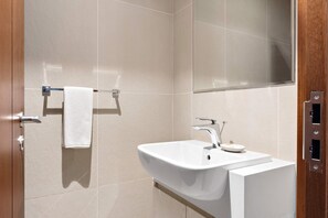 House - Silkhaus New 1bdr Julphar Tower In Reem Island (Abu Dhabi)