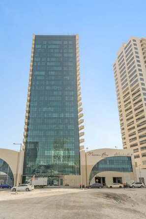 Apartment, Accessible - Silkhaus Bayside 1bdr Stay Marina Bay Tower (Abu Dhabi)