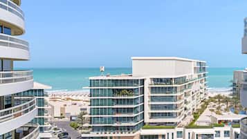 Apartment, Accessible | 3 bedrooms, Internet