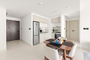 House, Accessible - Silkhaus Cozy 1bdr in Marina Vista Private Beach (Dubai)