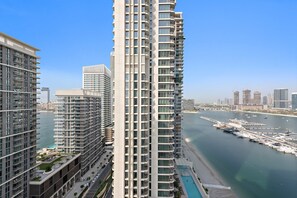 House, Accessible - Silkhaus Cozy 1bdr in Marina Vista Private Beach (Dubai)