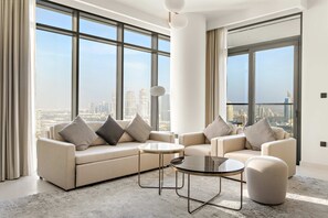 House, Accessible | 2 bedrooms, Internet - Silkhaus Large 2bdr Sea View Emaar Tower (Dubai)