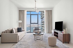 House, Accessible | 1 bedroom, Internet - Silkhaus Waterfront 1BR in Marina Vista Tower (Dubai)