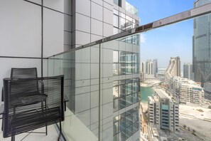 House, Accessible - Silkhaus Elegant 1BR in Heart of Reem Island (Abu Dhabi)