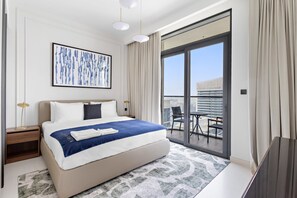 Apartment - Silkhaus 1bdr Exclusive Sea View Marina Vista (Dubai)