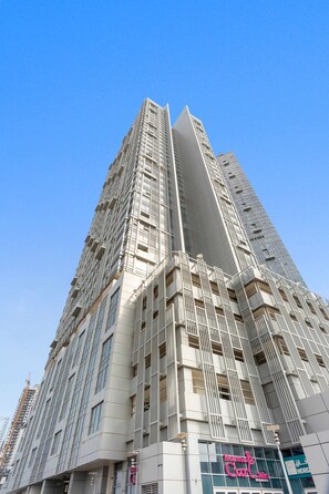 Apartment - Silkhaus Horizon Tower Big 1bdr Near Al Fay Park (Abu Dhabi)
