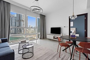 Apartment - Silkhaus Horizon Tower Big 1bdr Near Al Fay Park (Abu Dhabi)
