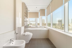 House, Accessible - Silkhaus Premier 2BR Apartment In Al Reem Island (Abu Dhabi)