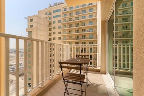 House, Accessible - Silkhaus New 1bdr Stay at Dubai Production City in Centrium Tower (Dubai)