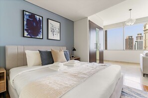House, Accessible - Silkhaus Gallery Studio at Sky Gardens in Difc (Dubai)