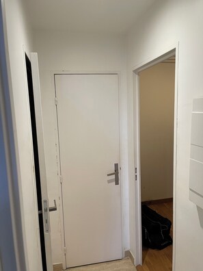 Interior - Apartment with sea view and beach 20 meters away (Théoule-sur-Mer)