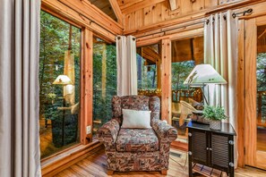 Cabin, 1 Bedroom | Living area | Smart TV - Mountain Joy 1 Bedroom Cabin (Sevierville)