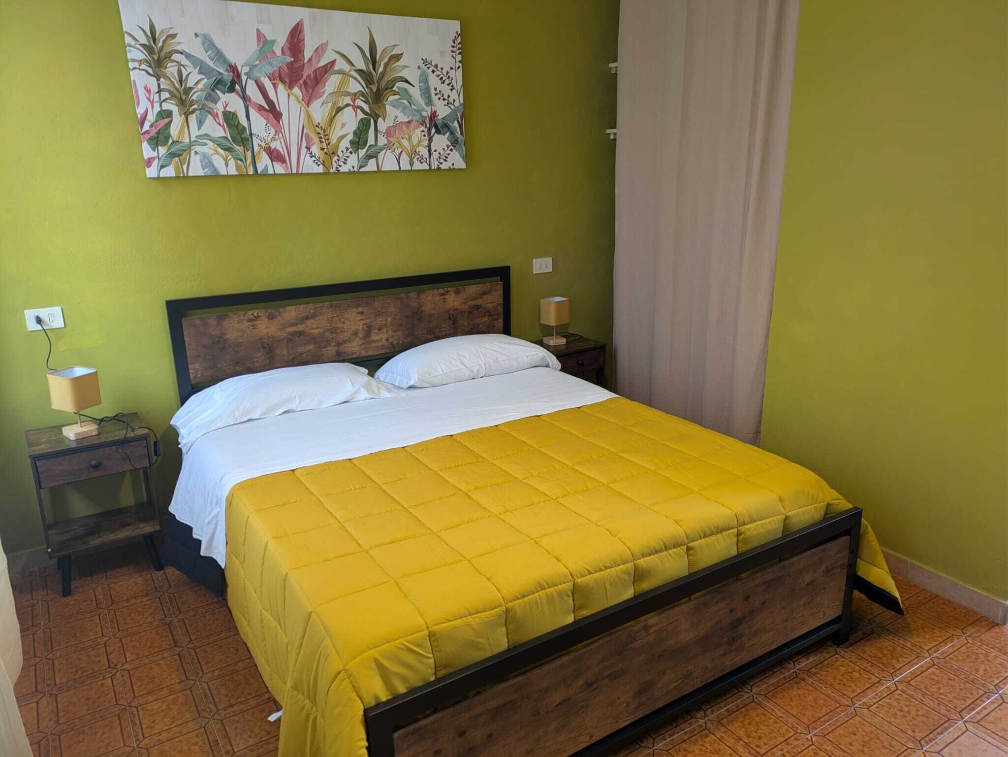 Eenvoudige kamer, 1 twee- of 2 eenpersoonsbedden