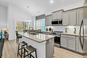 Private kitchen - Family-Friendly 4Bd/2Ba Coastal Escape (Myrtle Beach)