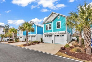 Exterior - Family-Friendly 4Bd/2Ba Coastal Escape (Myrtle Beach)