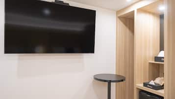 Twin Room, 2 Queen Beds, Non Smoking, City View