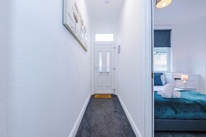 4 sovrum, strykjärn/strykbräda, internet och sängkläder
