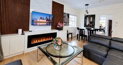 Three Bedroom Home Near YVR and Skytrain, Downtown Vancouver