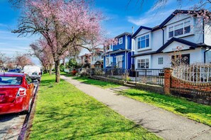House, 3 Bedrooms, Balcony, Mountain View | Exterior - Serene Family-friendly House Near YVR and Downtown Vancouver (Vancouver)