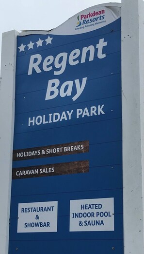 บ้านพัก, 3 ห้องนอน, ลานระเบียง