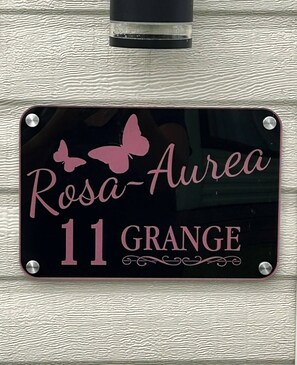 Luokittelematon kuva, 2 kautta 22, painike