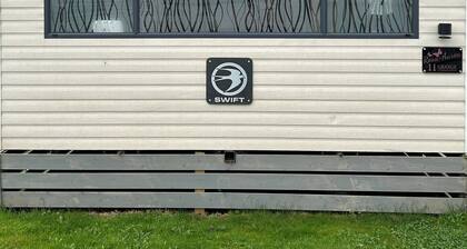 Charming Holiday Park Retreat in Morecam