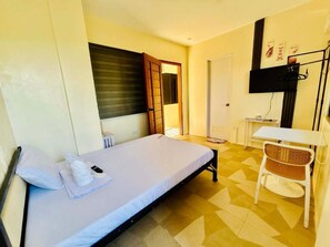 Unclassified image, 4 of 13, button