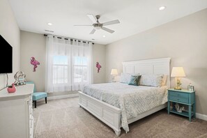 3 chambres, fer et planche à repasser, Wi-Fi gratuit, draps fournis