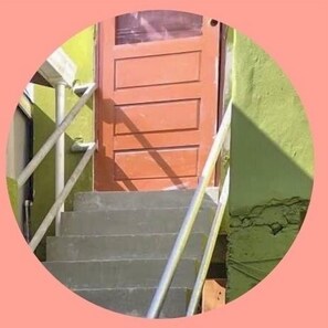 Unclassified image, 2 of 19, button - 2-bedroom apartment in perfect Belize City with cool AC (Belize City)