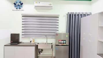 Luxury Double Room | Individually furnished, free WiFi, bed sheets