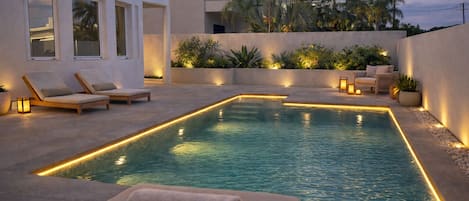 Outdoor pool, a heated pool