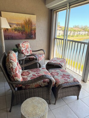 Interior - Naples Florida - Golf, Tennis and Pickleball and Dining Community. 2BR + Den (Naples)