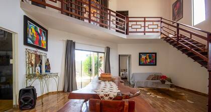 Casa com 3 Su tes Climatizadas na Ilha da Croa