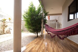 House, Smoking - Casa com 3 Su tes Climatizadas na Ilha da Croa (Barra de Santo Antonio)